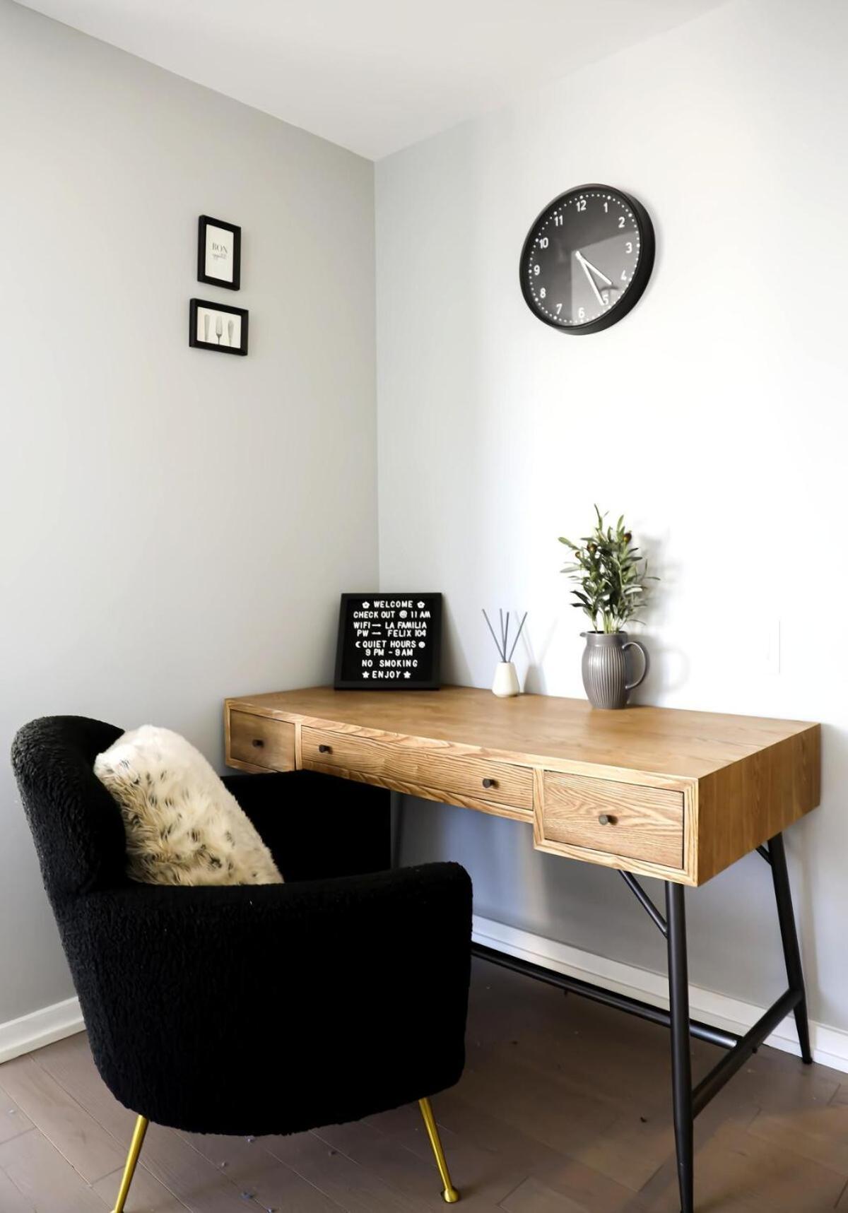 Stunning In Downtown Perfect For Businesses Trips And Small Families Toronto